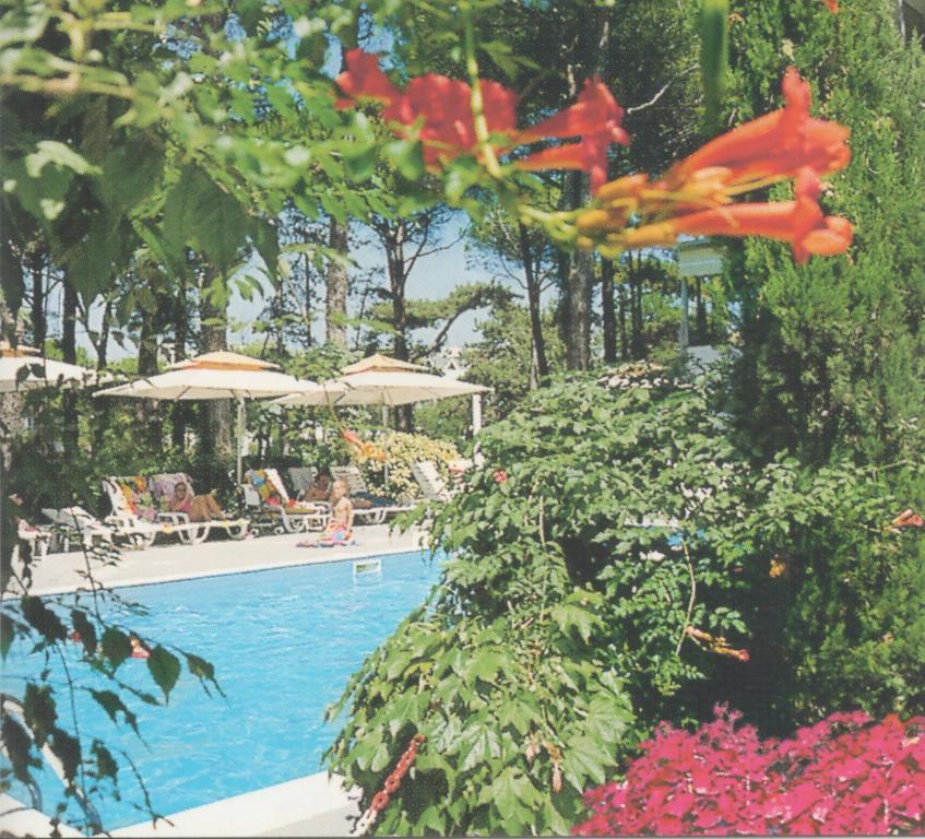 Hotel Abbazia Lignano Sabbiadoro Exterior foto