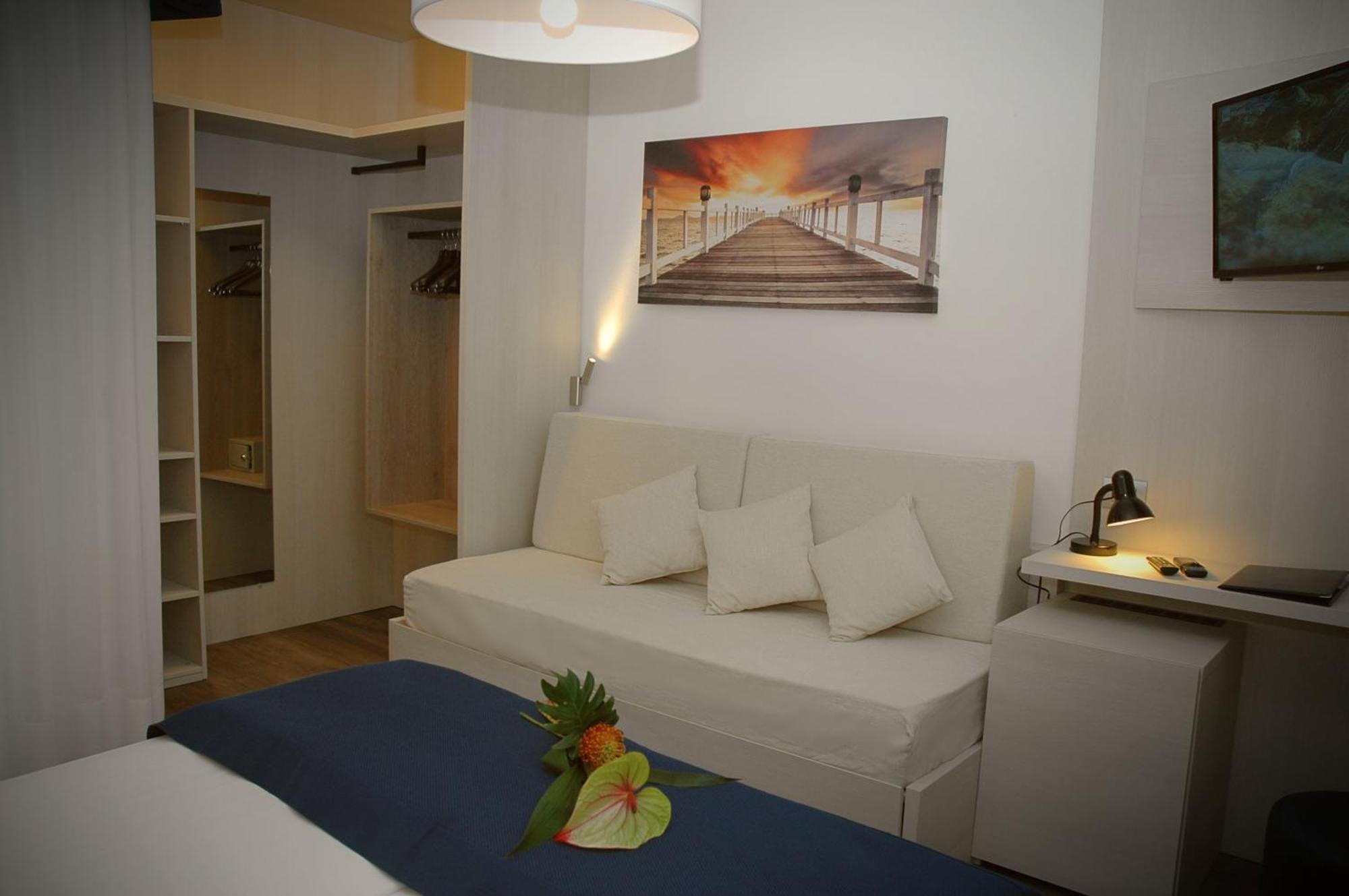 Hotel Abbazia Lignano Sabbiadoro Quarto foto